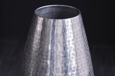 dizajnova-vaza-malia-50-cm-strieborna-1